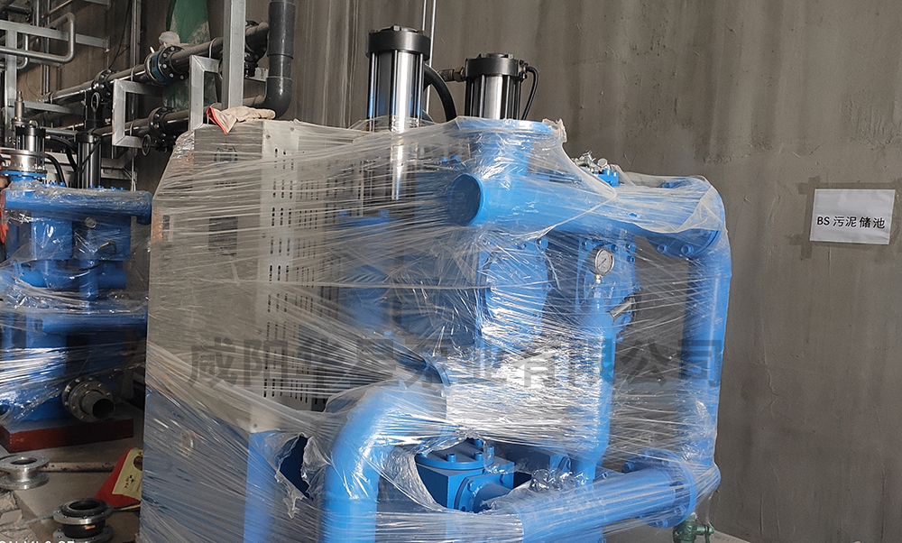 智能型柱塞泥漿泵2.jpg 智能型柱塞泥漿泵2.jpg