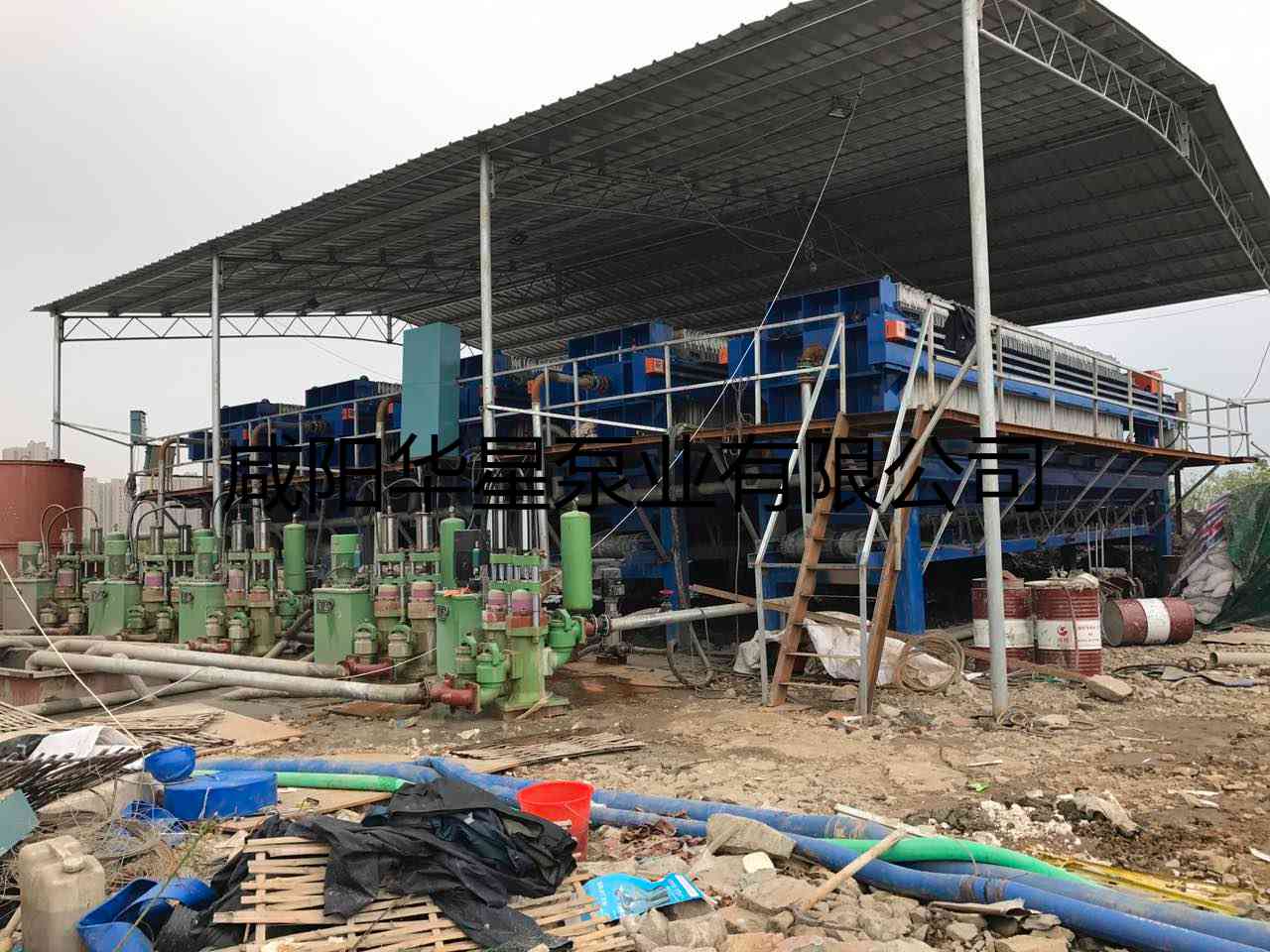 華星YBH300-40節(jié)能陶瓷柱塞泵打樁污泥使用現(xiàn)場-第二個(gè)現(xiàn)場-02